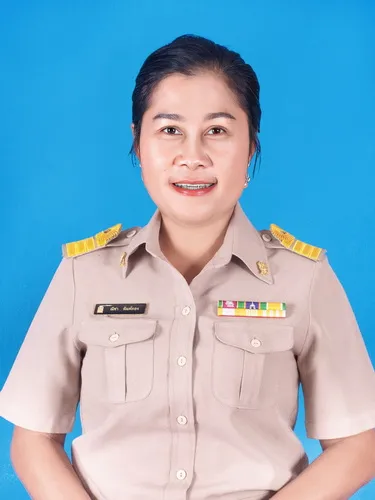 รูปภาพของ นางณิชา พิมพ์ทอง