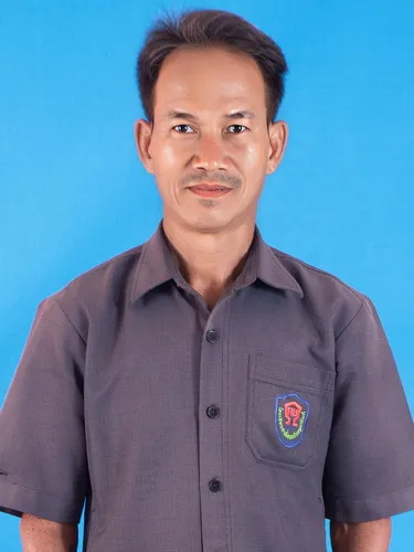 รูปภาพของ นายประสงค์ เข็มทอง